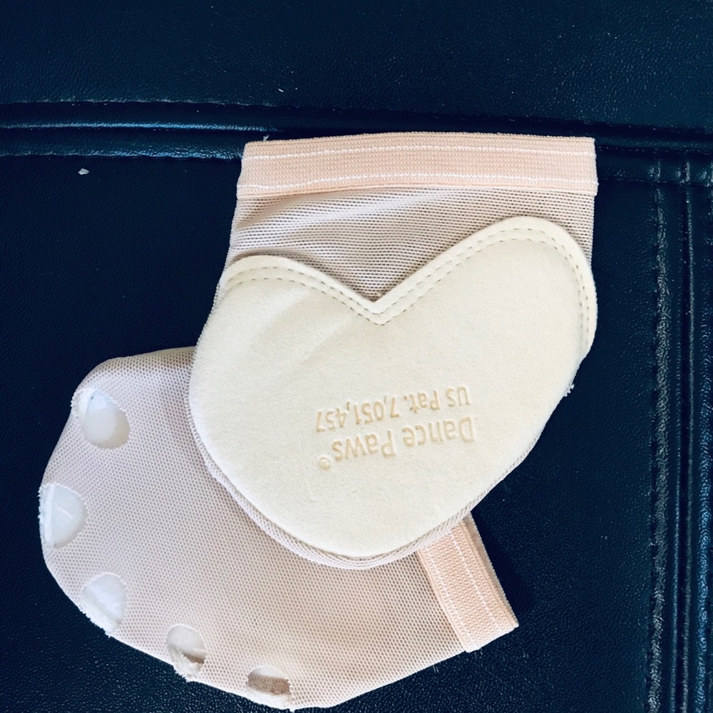 Bear Paws light nude basic sole